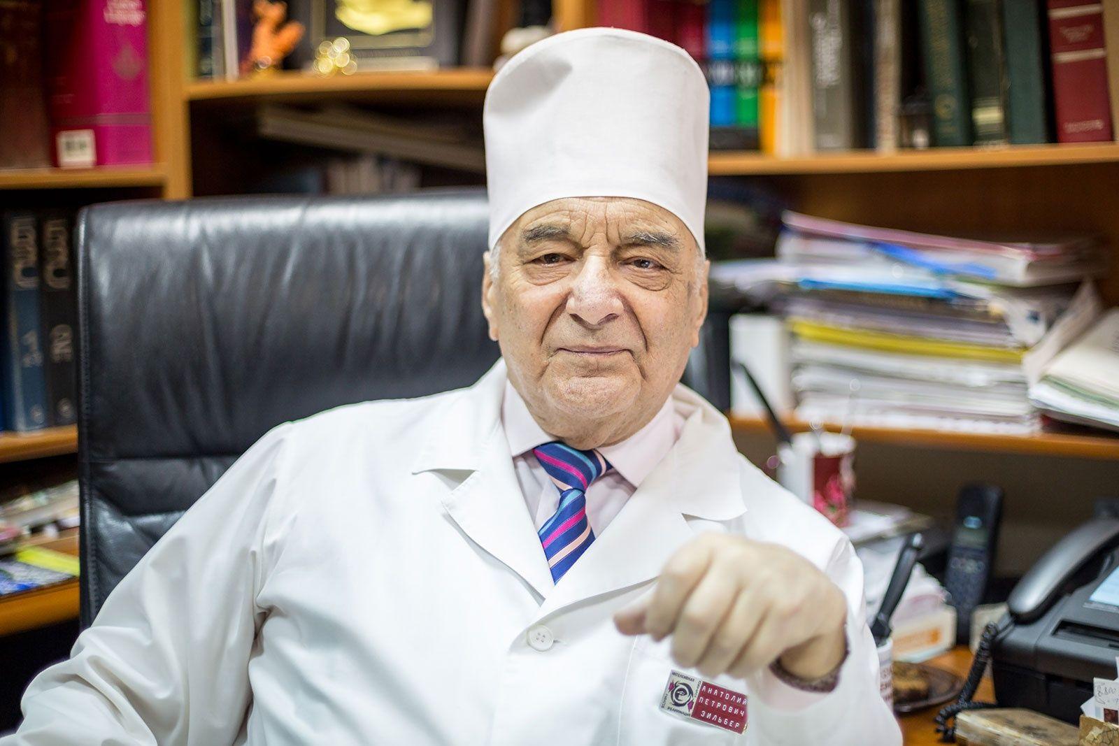 Стала известна дата похорон Анатолия Зильбера