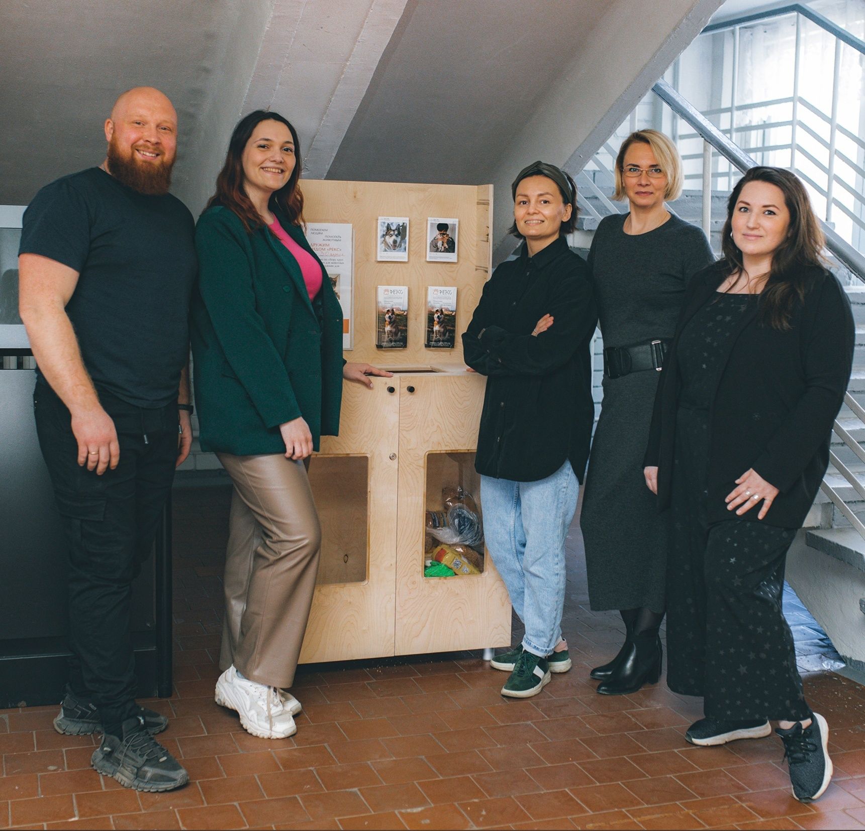 Сорок пунктов сбора кормов для бездомных животных установят в школах и детских садах