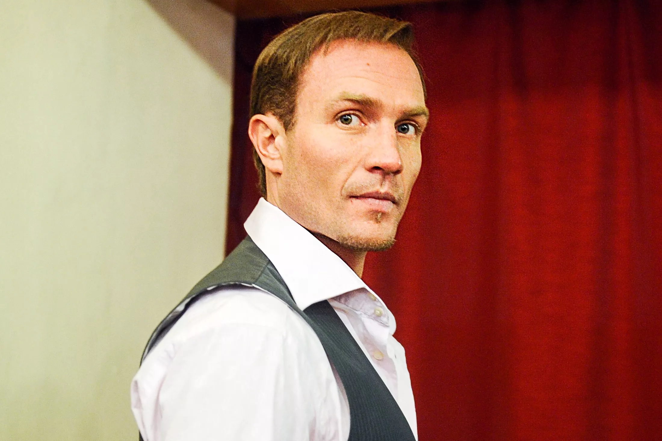 Олимпийский чемпион Роман Костомаров пошел на поправку