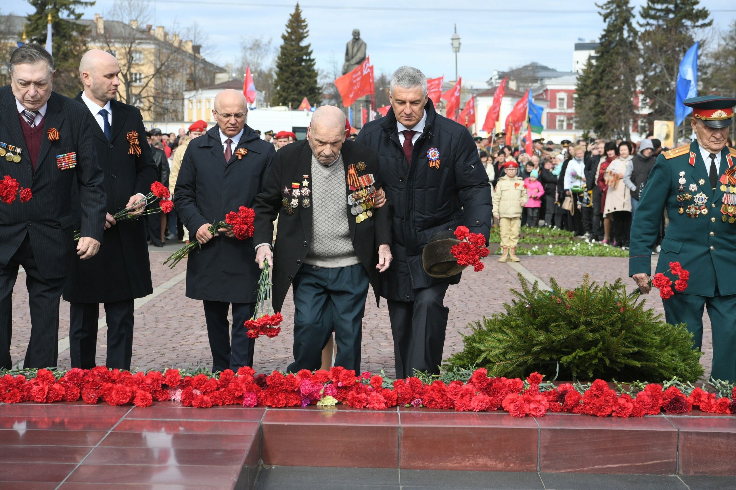 Глава Карелии поздравил жителей с Днем Победы