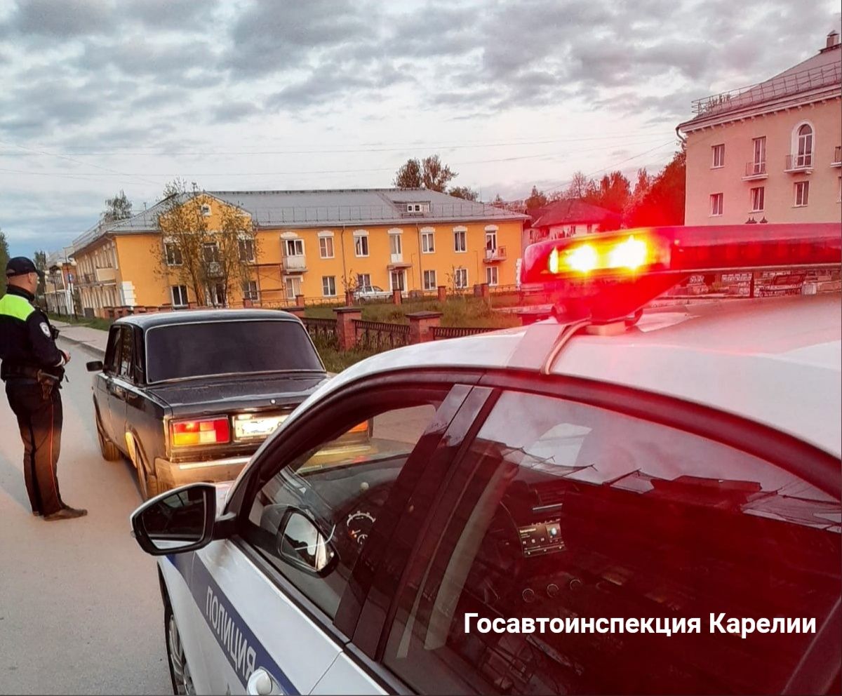 В Карелии 700 водителей принудительно растонировали окна своих машин