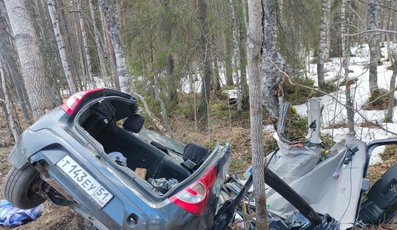 Две смертельные аварии и одно ДТП с участием ребенка произошли в Карелии