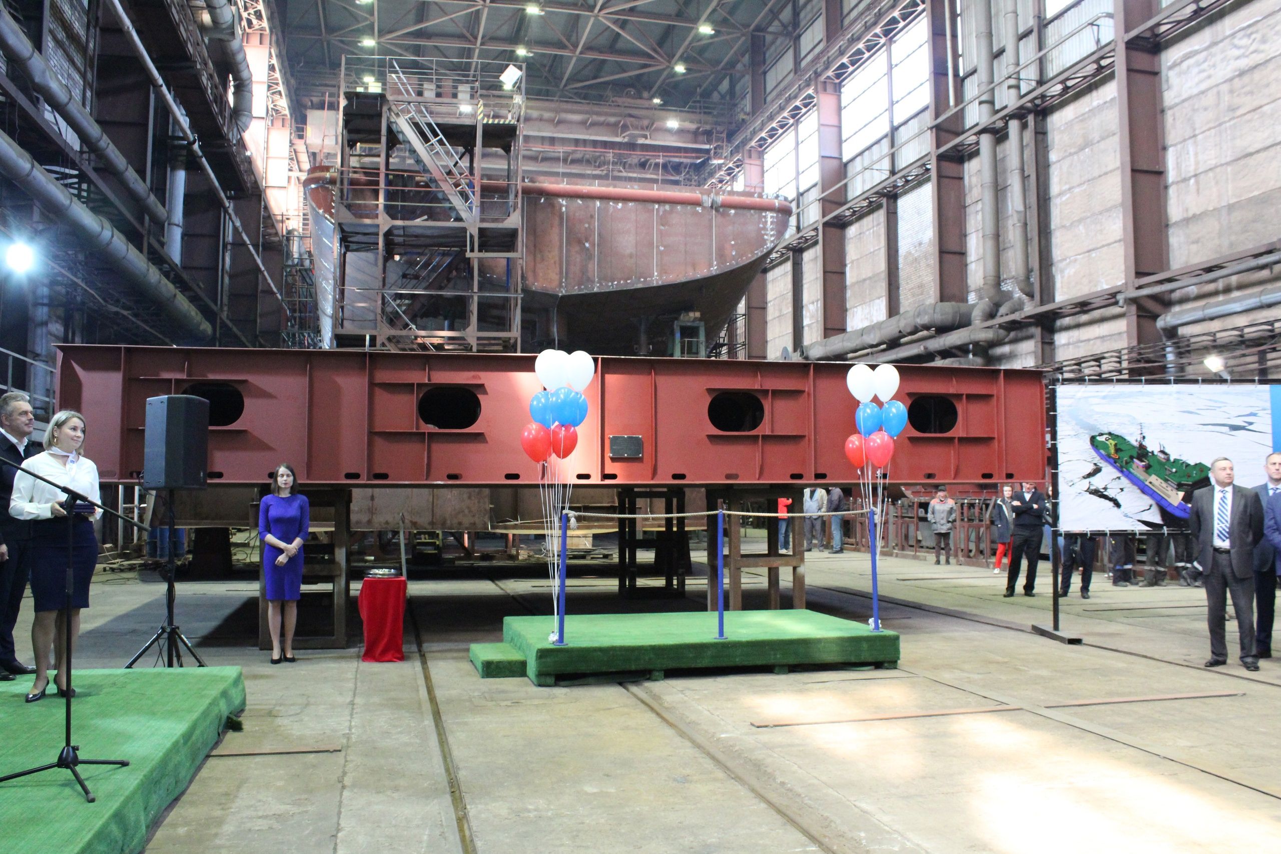 В Карелии впервые начали строить ледокол