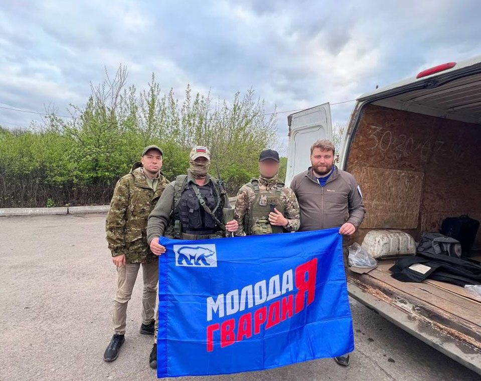 Волонтеры из Петрозаводска передали карельским военнослужащим в ЛНР спецснаряжение и посылки от родных