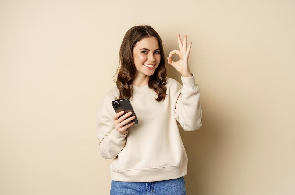 Молодая петрозаводчанка притворялась менеджером интернет-магазинов и обманывала людей со всей России