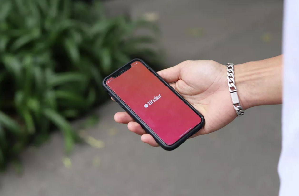Приложение для знакомств Tinder не будет работать в России