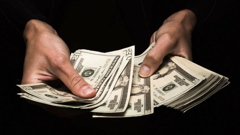 У жителя Лахденпохского района пропали почти полтора миллиона рублей