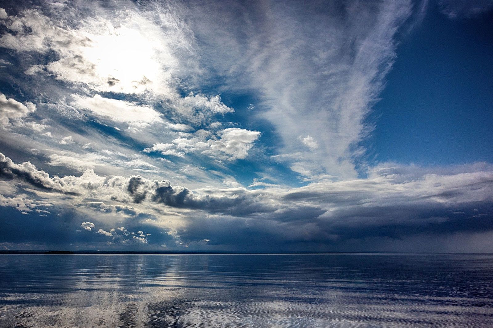 Температура ниже нормы, возможны ночные заморозки. Синоптики рассказали о погоде на неделю