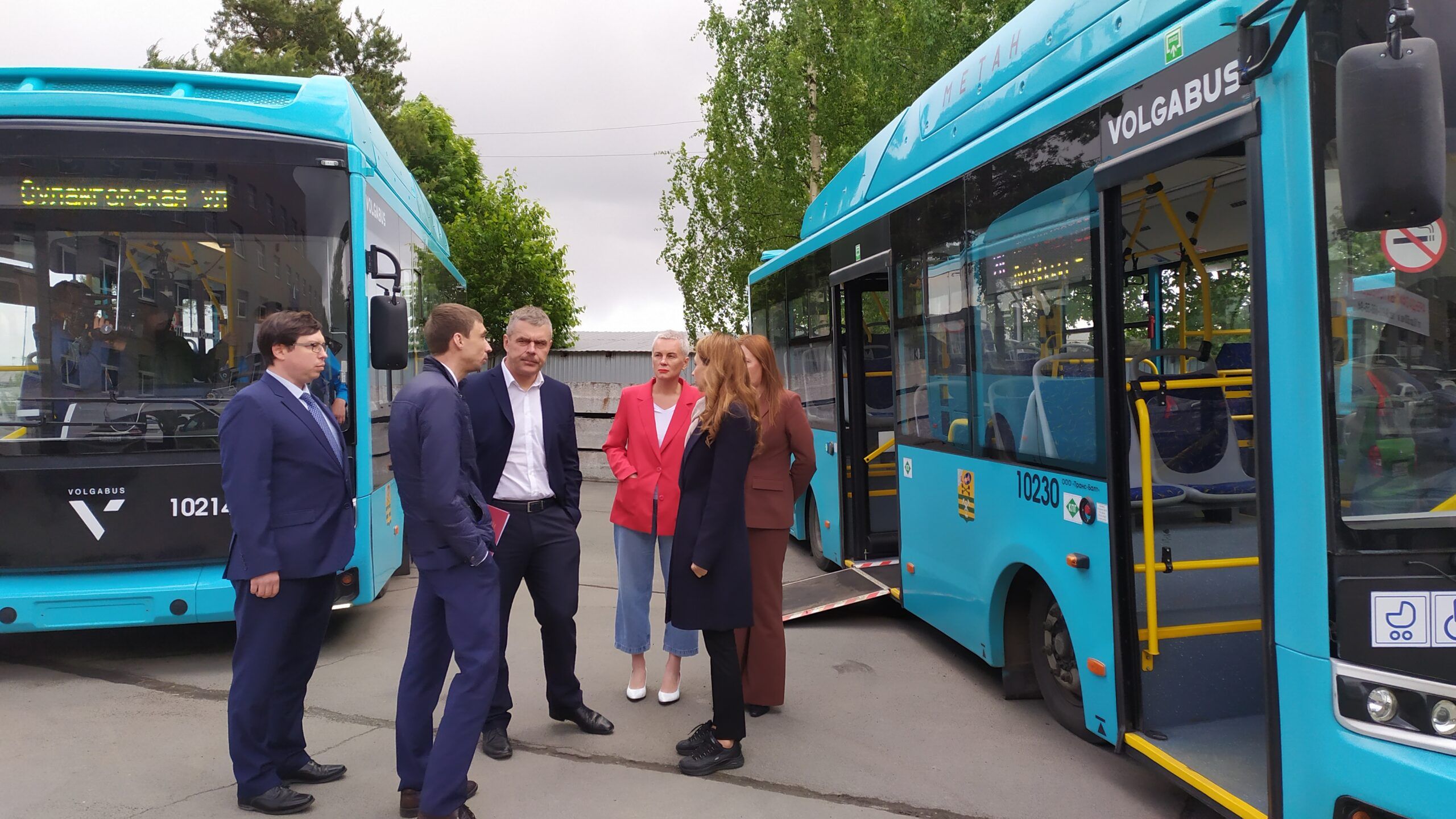 Транспортная компания из Ленобласти показала автобусы, на которых будут возить жителей Петрозаводска