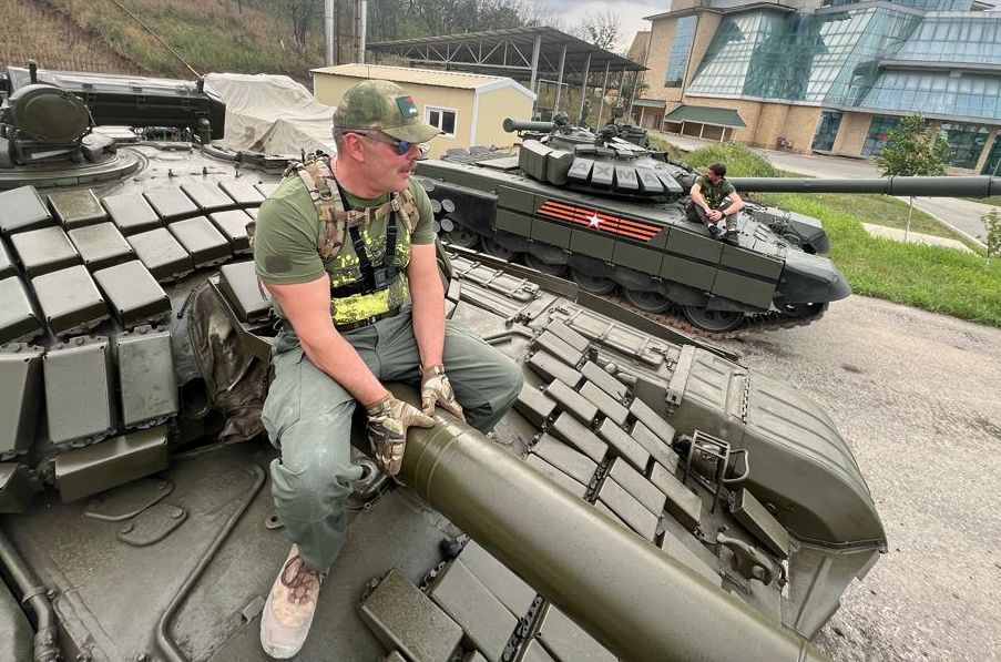 Владимир Любарский рассказал, когда отправится на СВО, сложит ли полномочия и кто будет вместо него