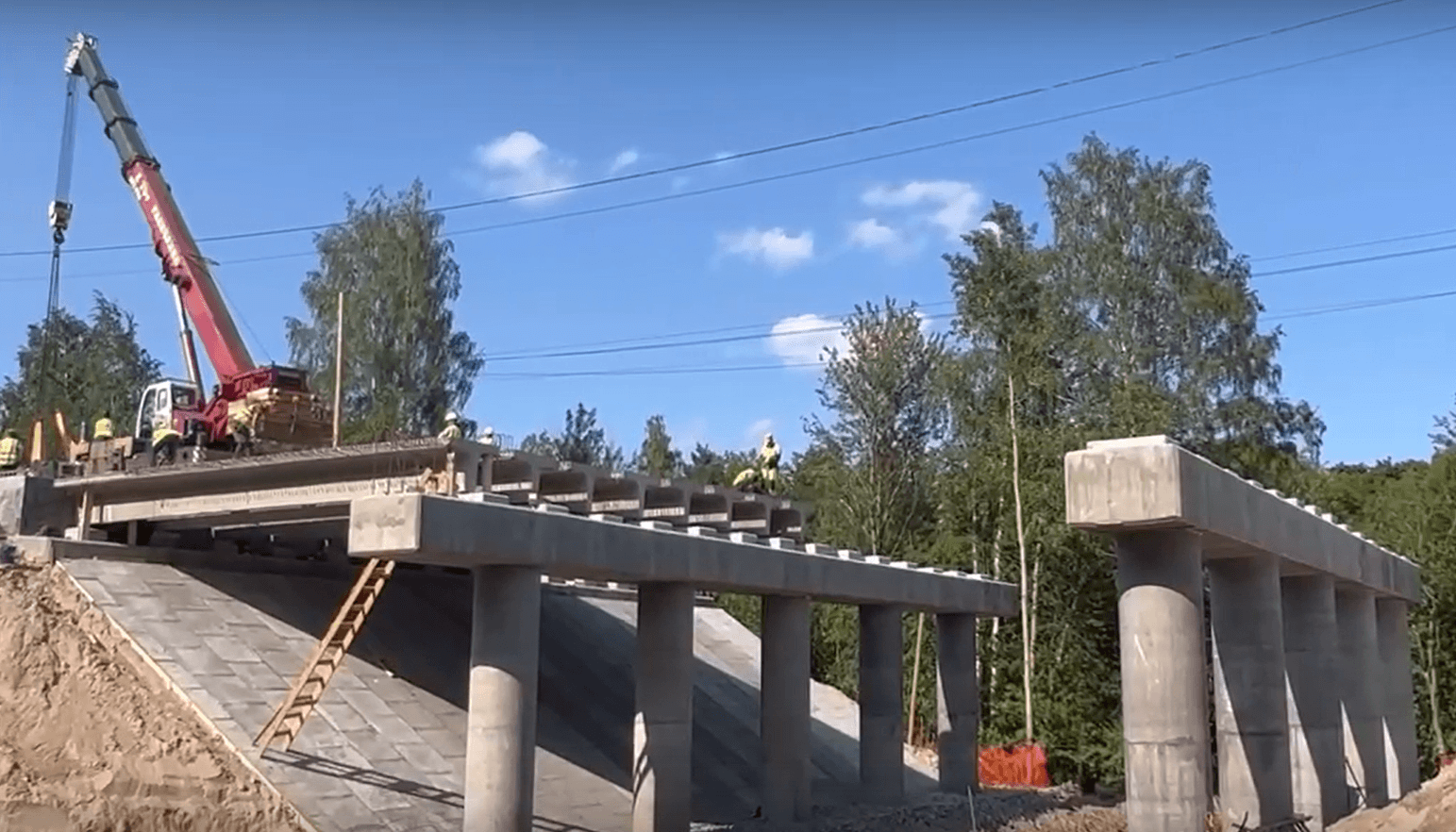 Мост на улице Антикайнена в Петрозаводске готов на 65%