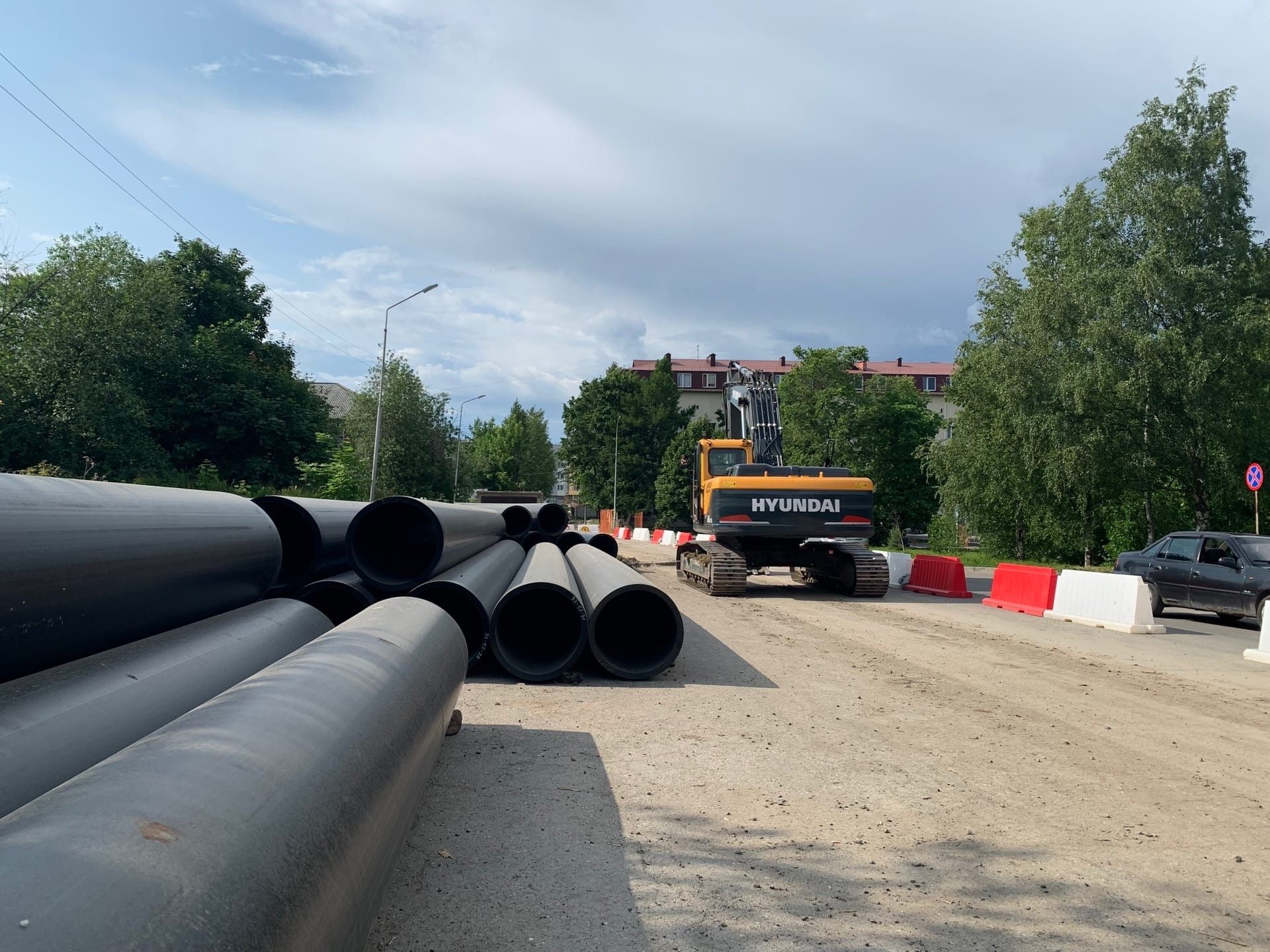 Более 5 км сетей реконструировали в Октябрьском районе в этом году