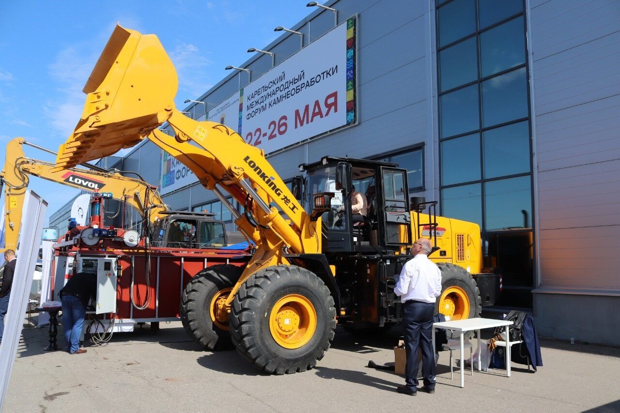 52 контракта на общую сумму более 135 млн рублей заключено на полях «Карелфорума 2023»