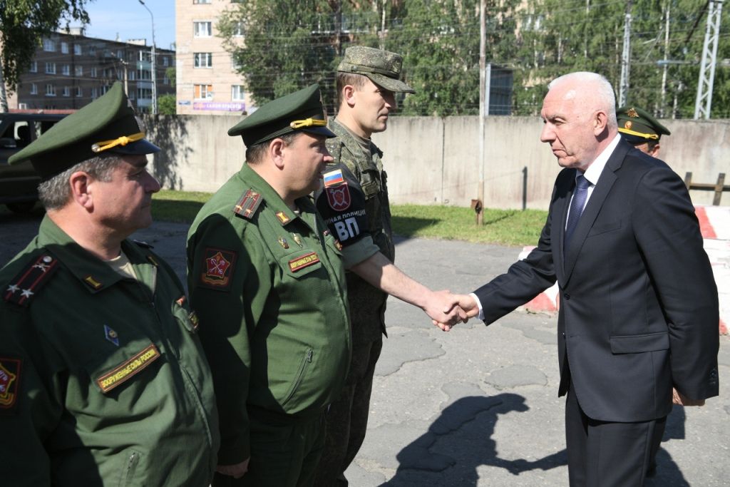 Поступить на военную службу по контракту в Карелии можно за 3 часа