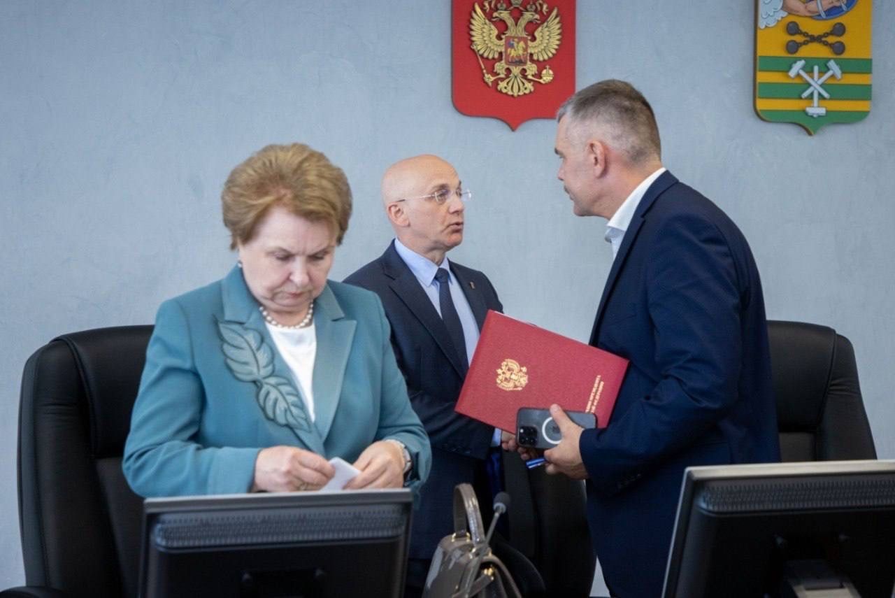 «Настоящий мужской поступок». Спикер парламента Карелии прокомментировал решение Владимира Любарского отправиться на СВО