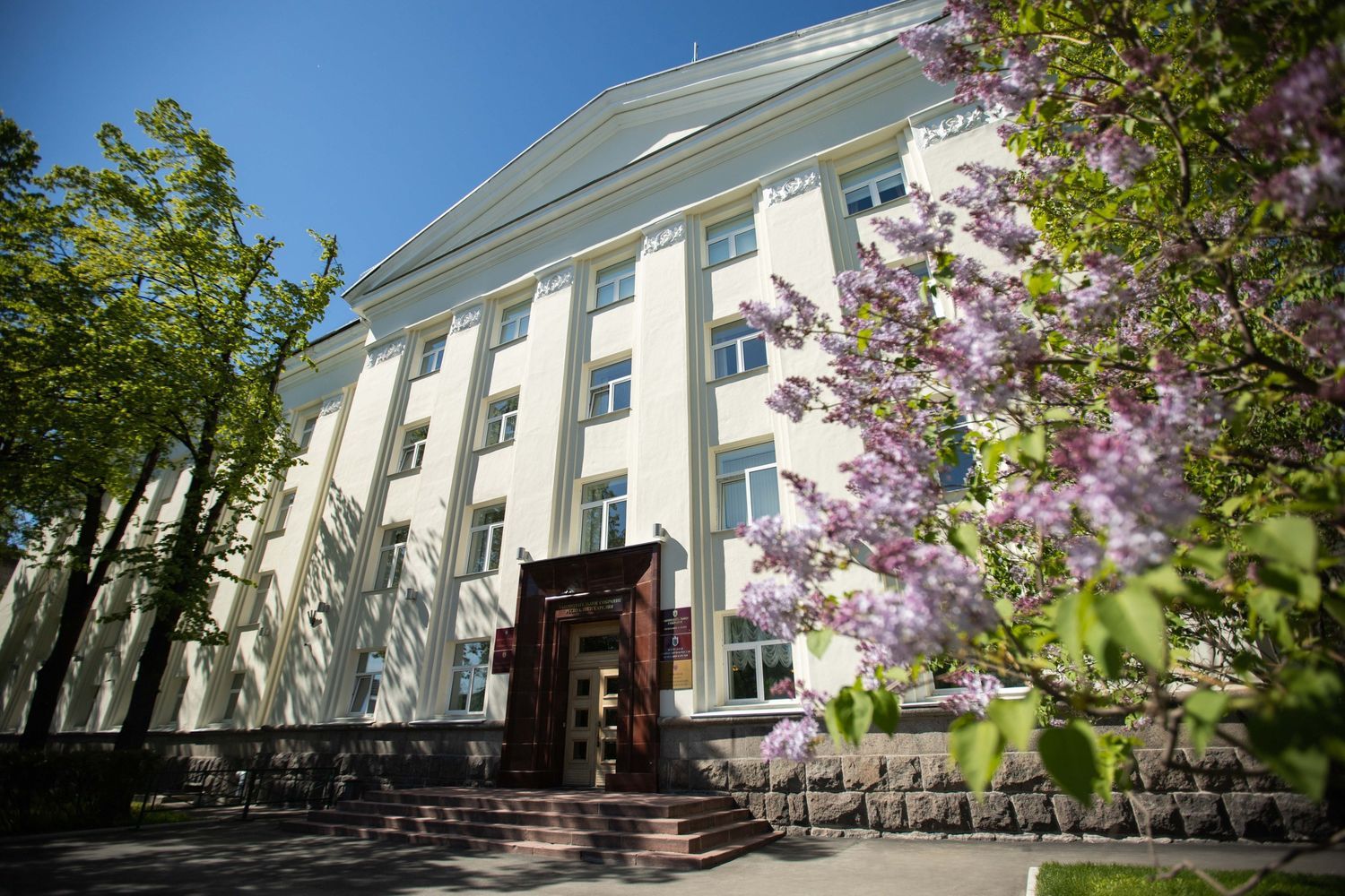 Элиссан Шандалович: «Парламент Карелии поддерживает президента России»