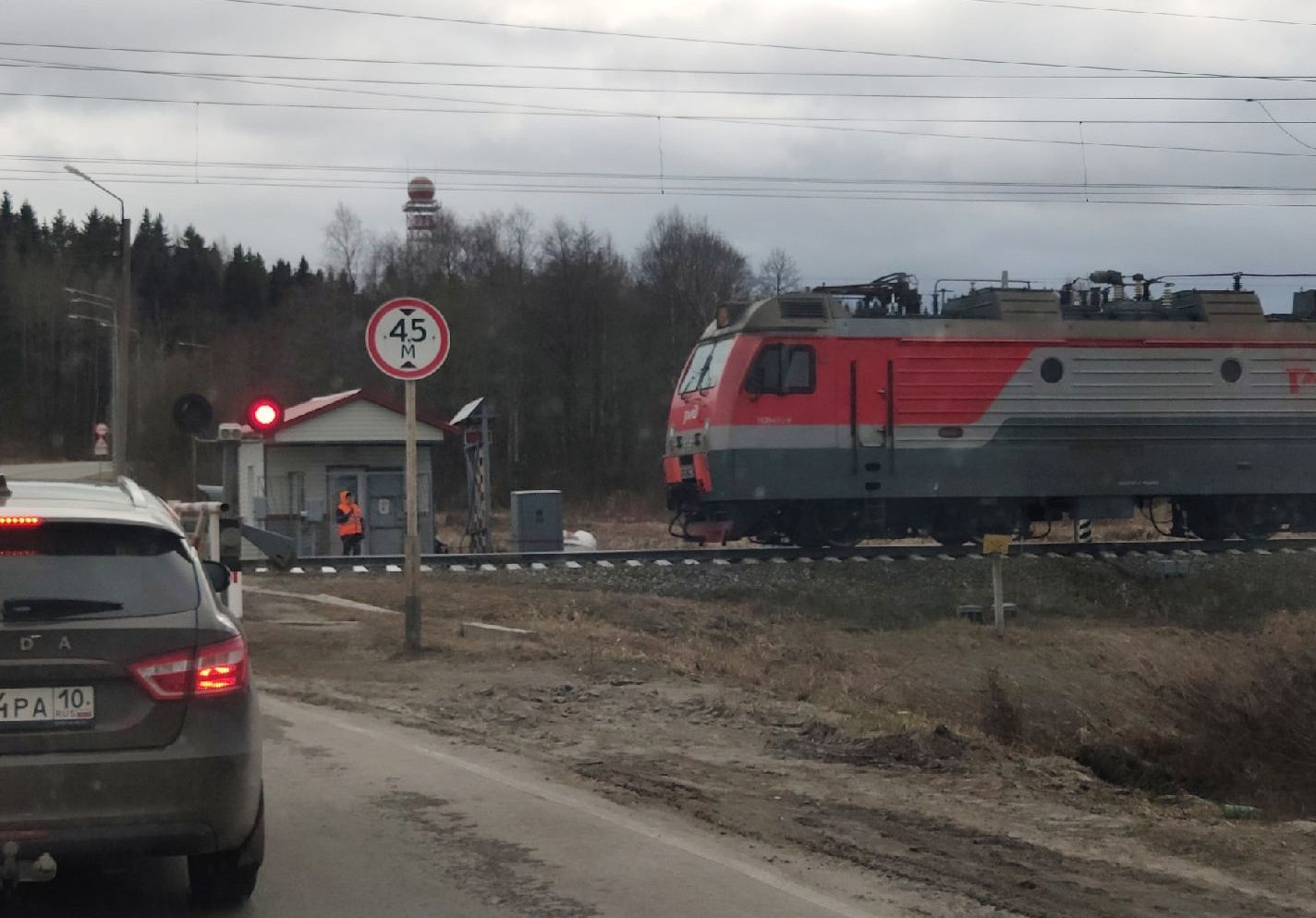 В России в 20 раз вырастет штраф за переход железнодорожных путей в неположенном месте