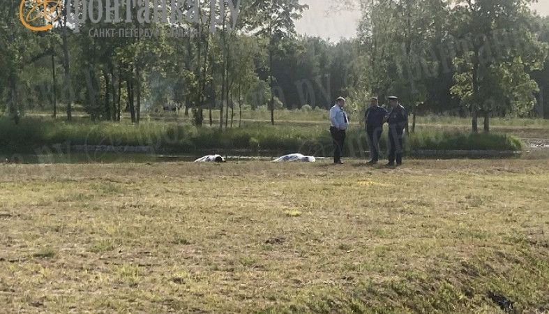 Две девочки утонули в пруду в Петергофе