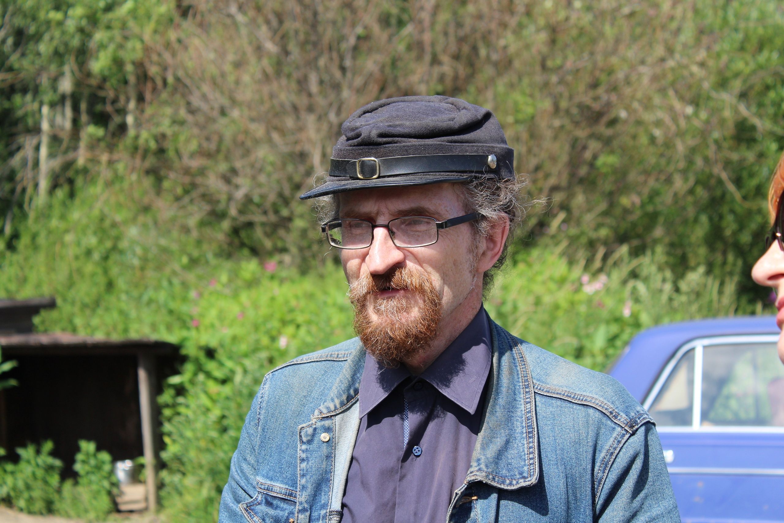 Создателю приюта для животных Владимиру Рыбалко вручили почетный знак за вклад в развитие Карелии