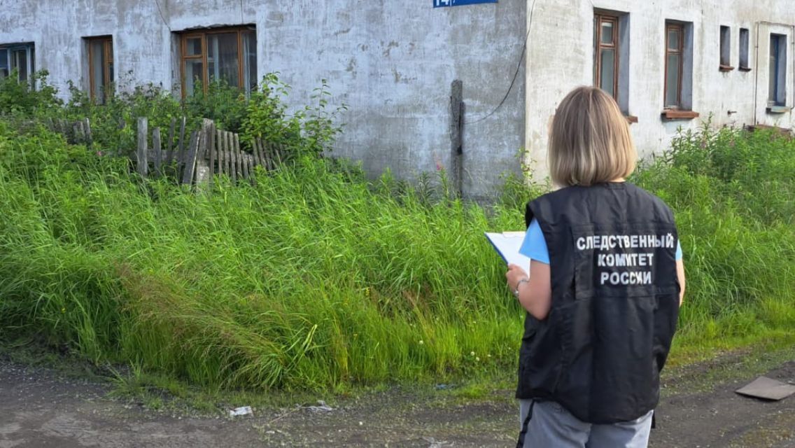 В Беломорске женщина на улице до смерти избила знакомого