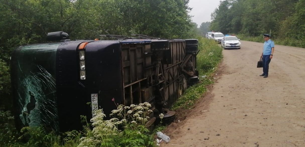 Прокуратура Карелии проведет проверку после ДТП с туристическим автобусом
