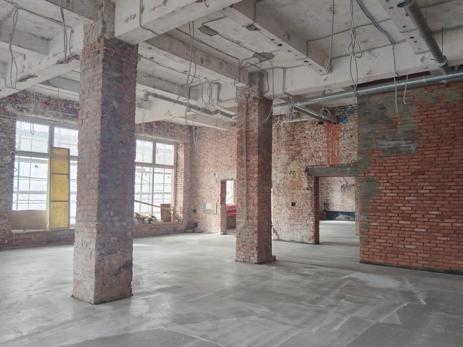 Старую кирпичную кладку восстановили в библиотеке в Сегеже