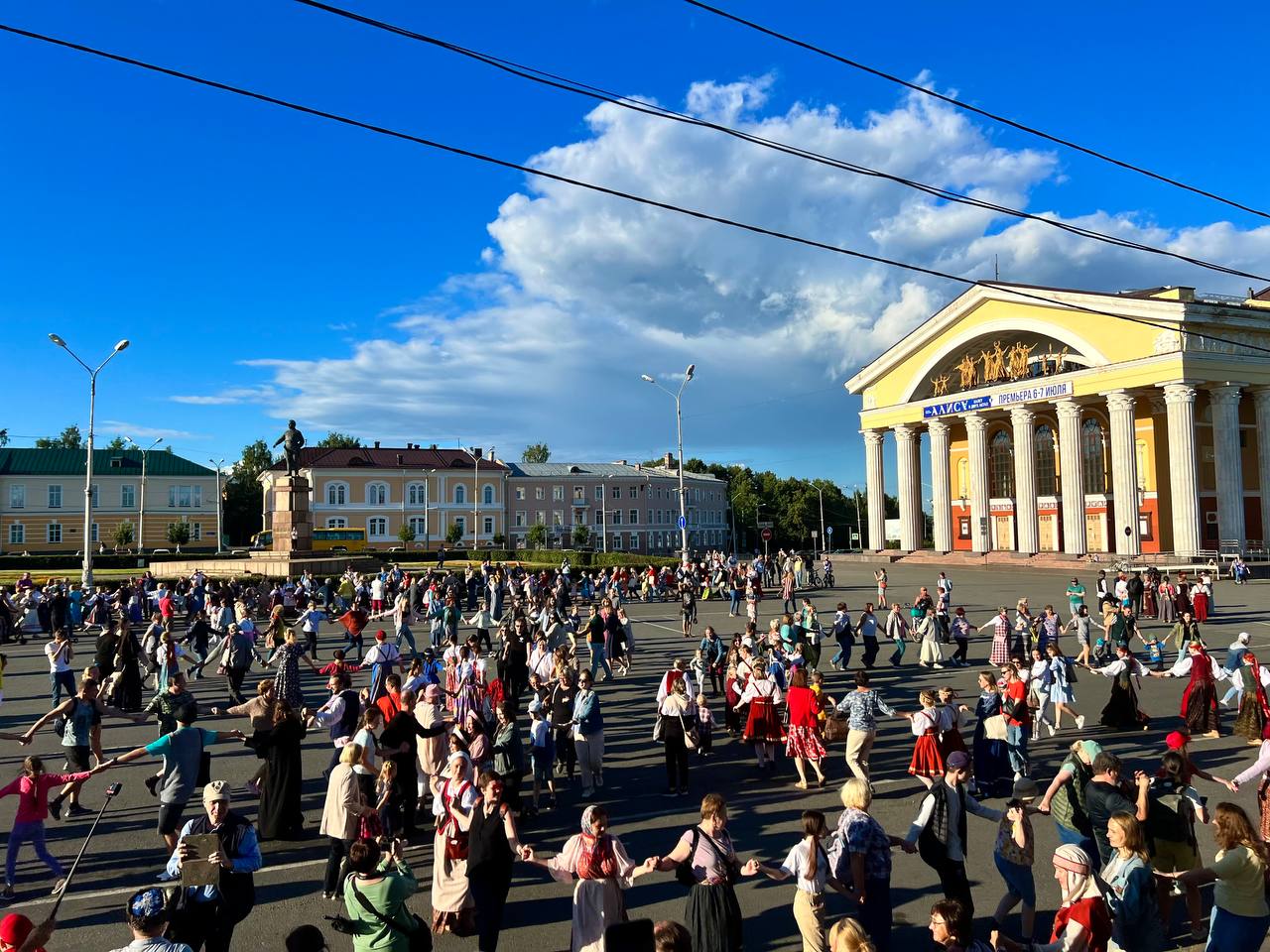 В День коренных народов в Петрозаводске станцуют карельскую круугу
