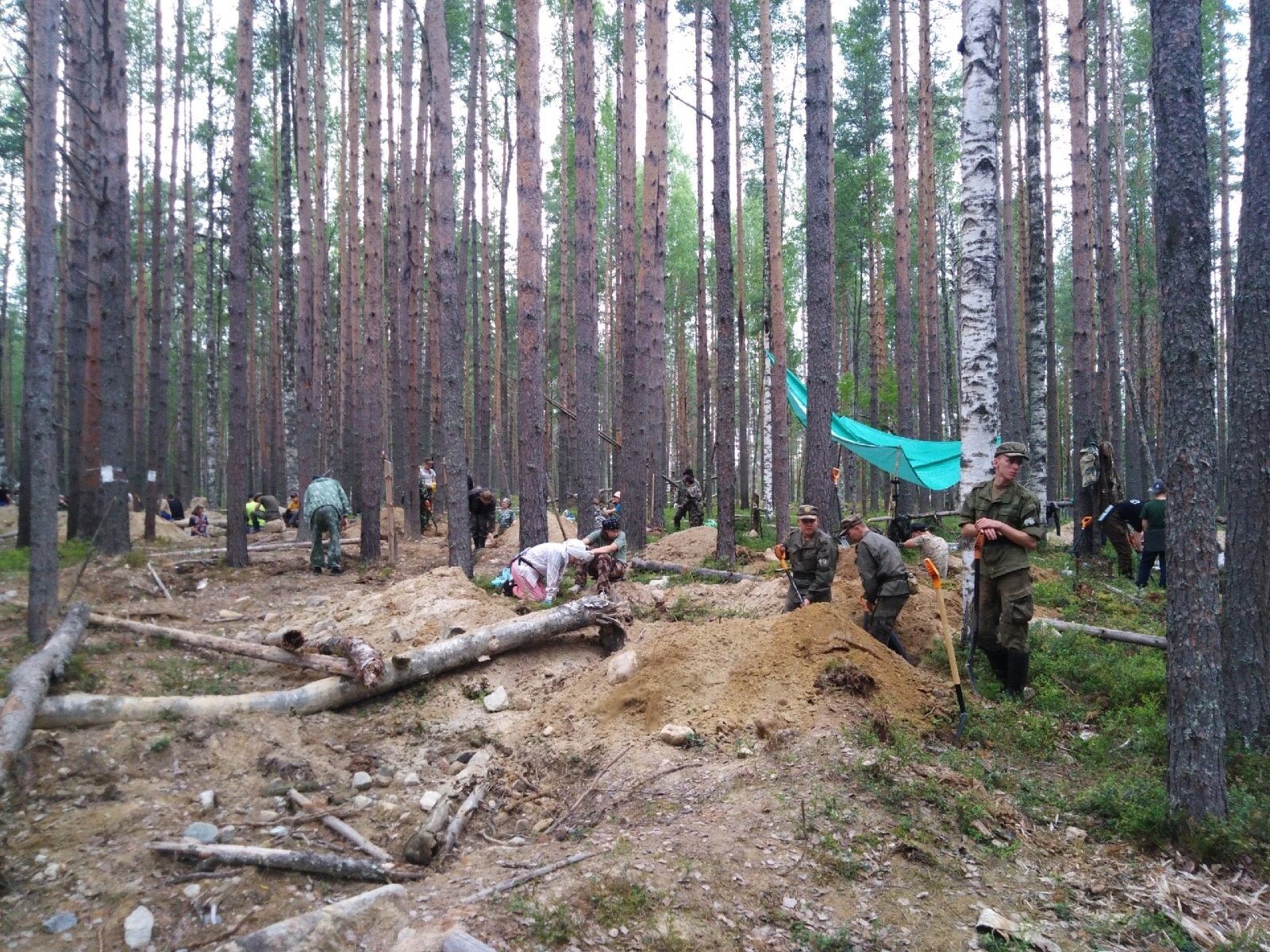 Останки 141 бойца перезахоронили на мемориале станции Раменцы