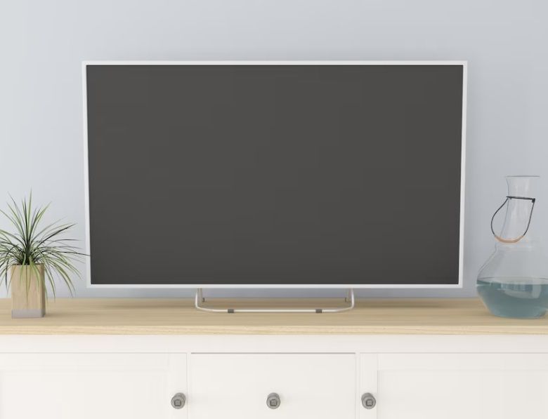 Бывшего директора школы в Карелии осудили за кражу двух телевизоров