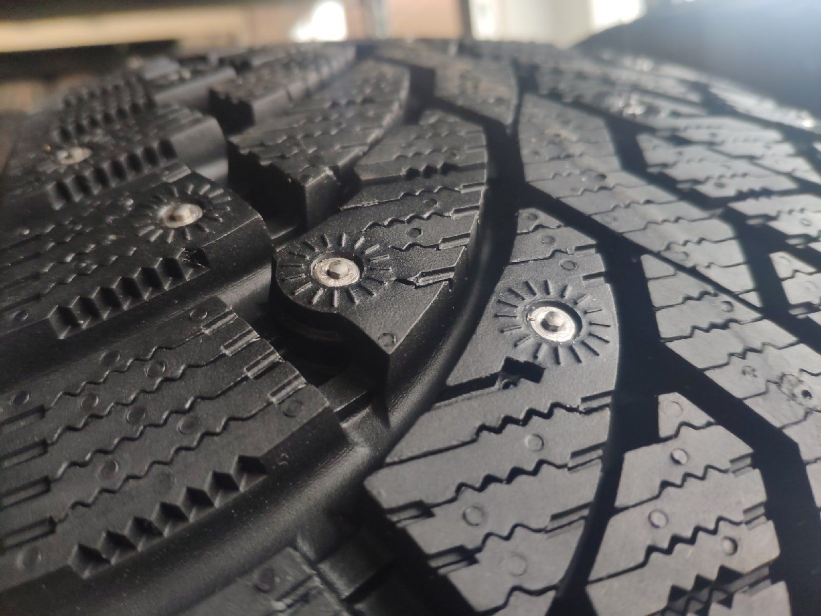 Стало известно, как теперь будут называться шины бывшего завода Nokian в Ленобласти