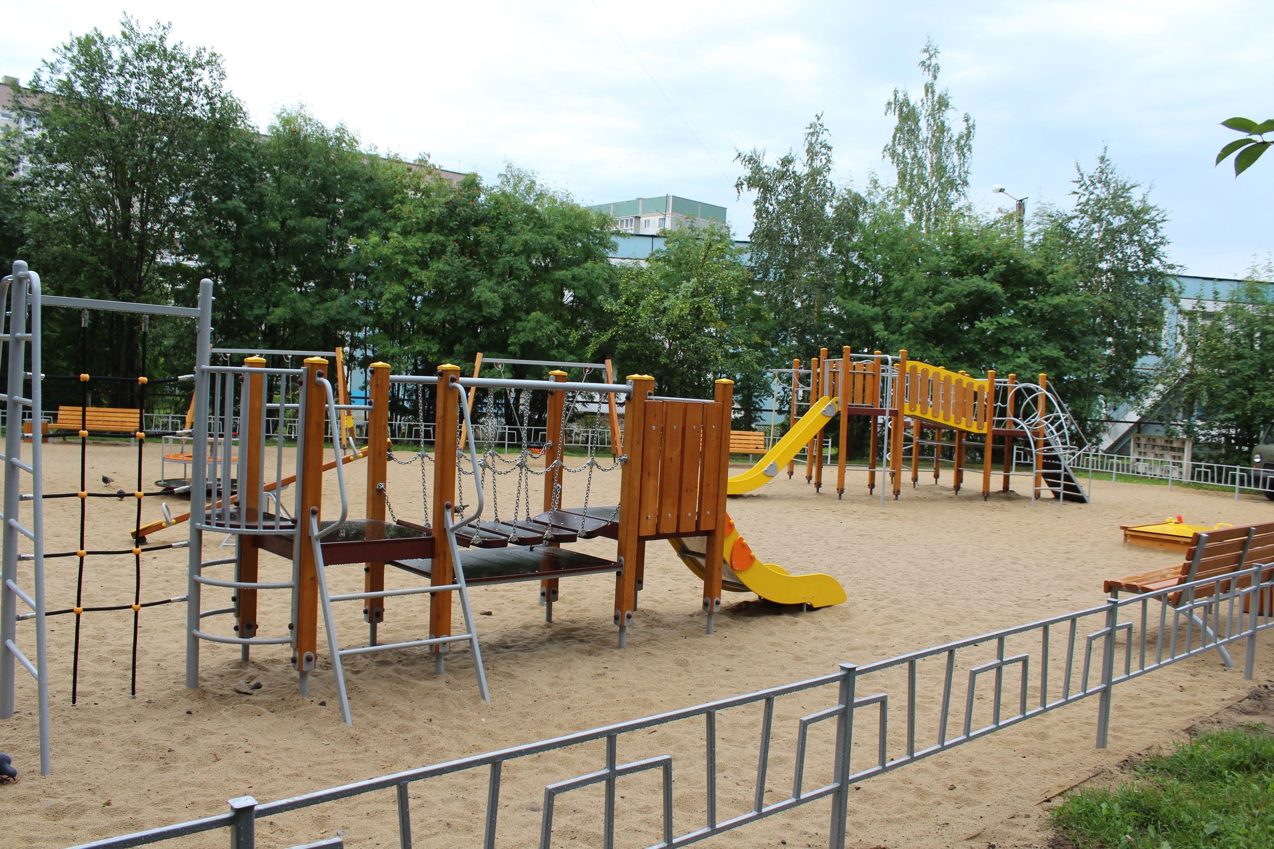 На Древлянке появилась новая детская площадка