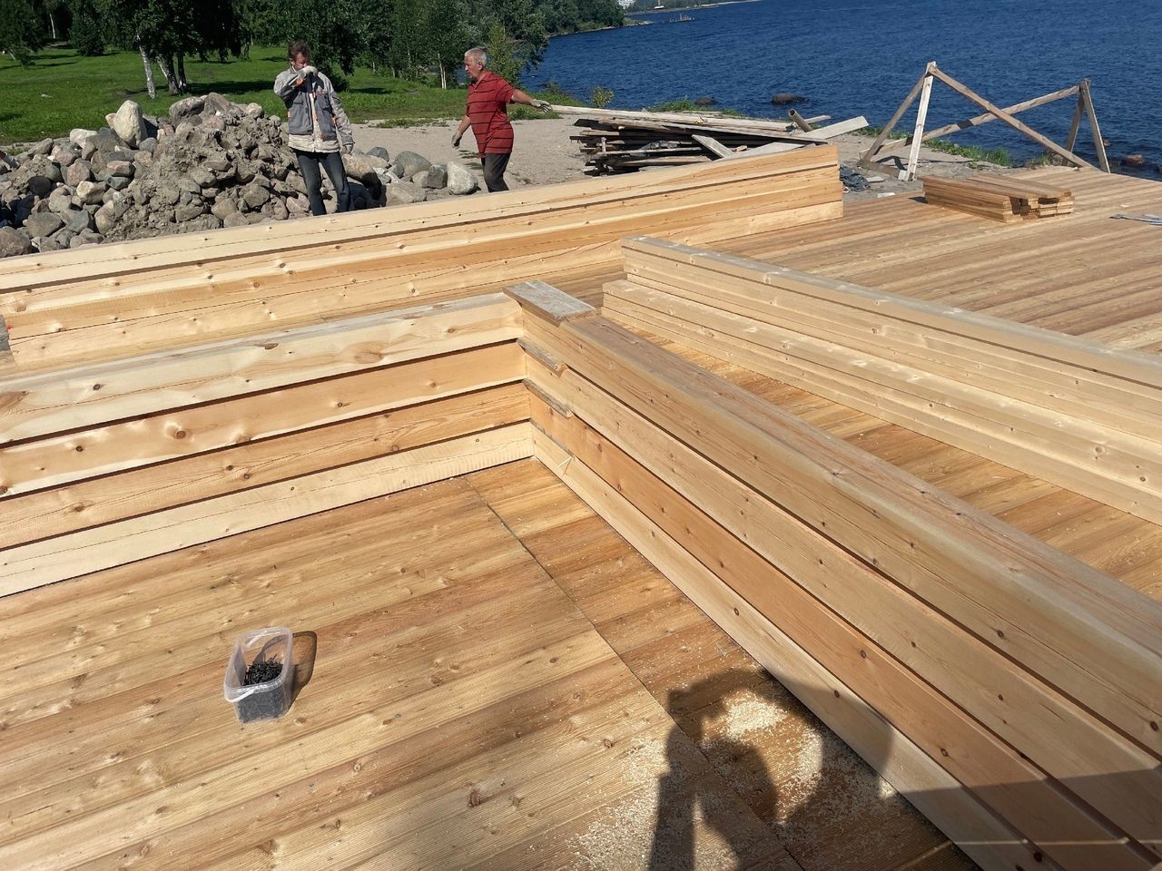 На набережной Варкауса появится терраса с шезлонгами