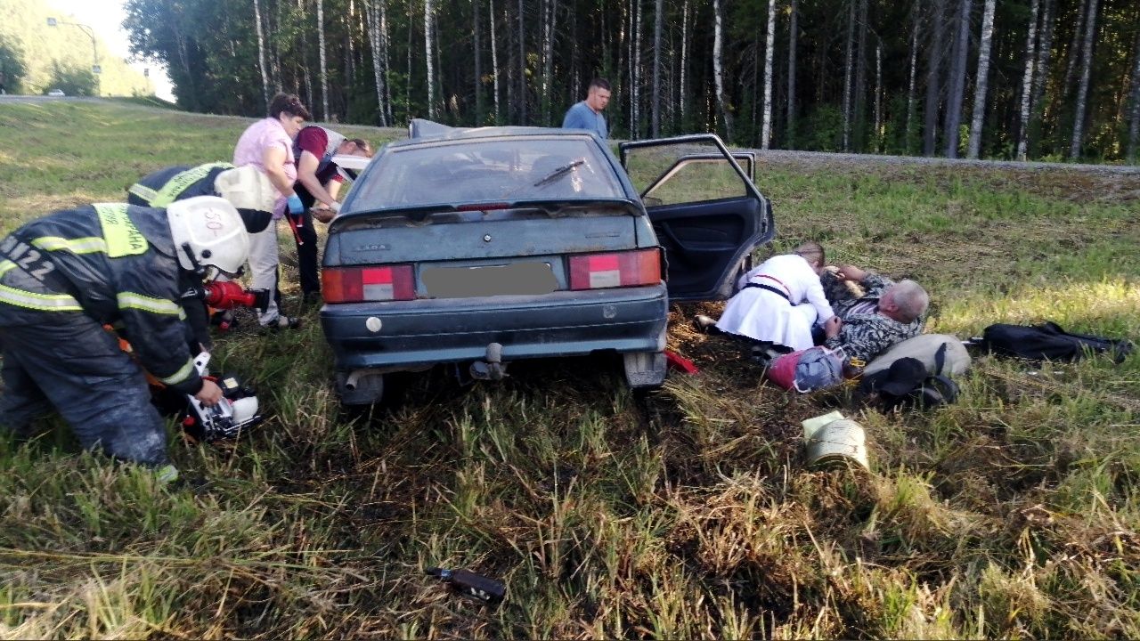 В ДТП в Пудожском районе погиб один человек, еще четверо госпитализированы