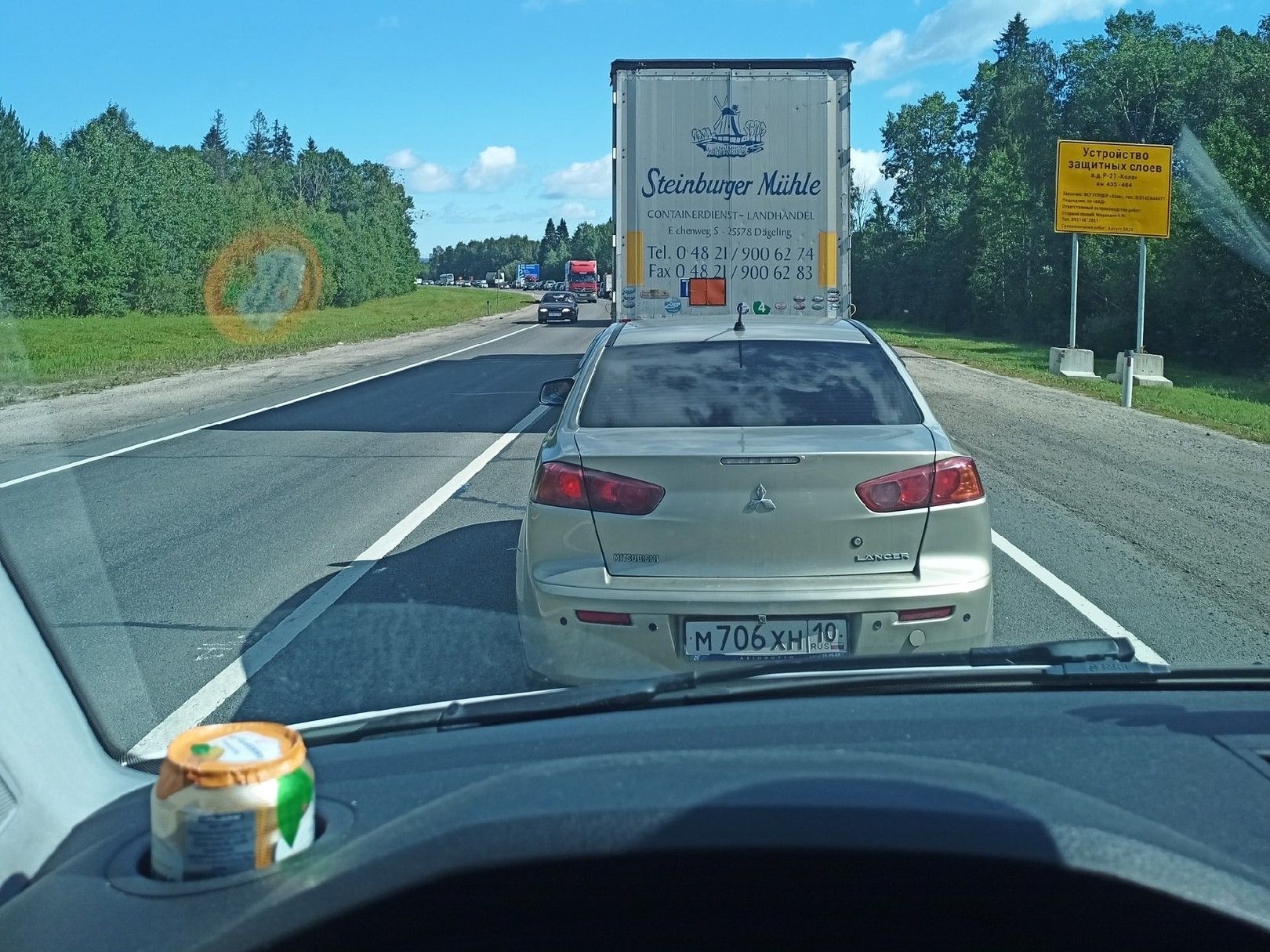 Дорожники рассказали, когда завершится ремонт на трассе под Шуей, где образуются огромные пробки