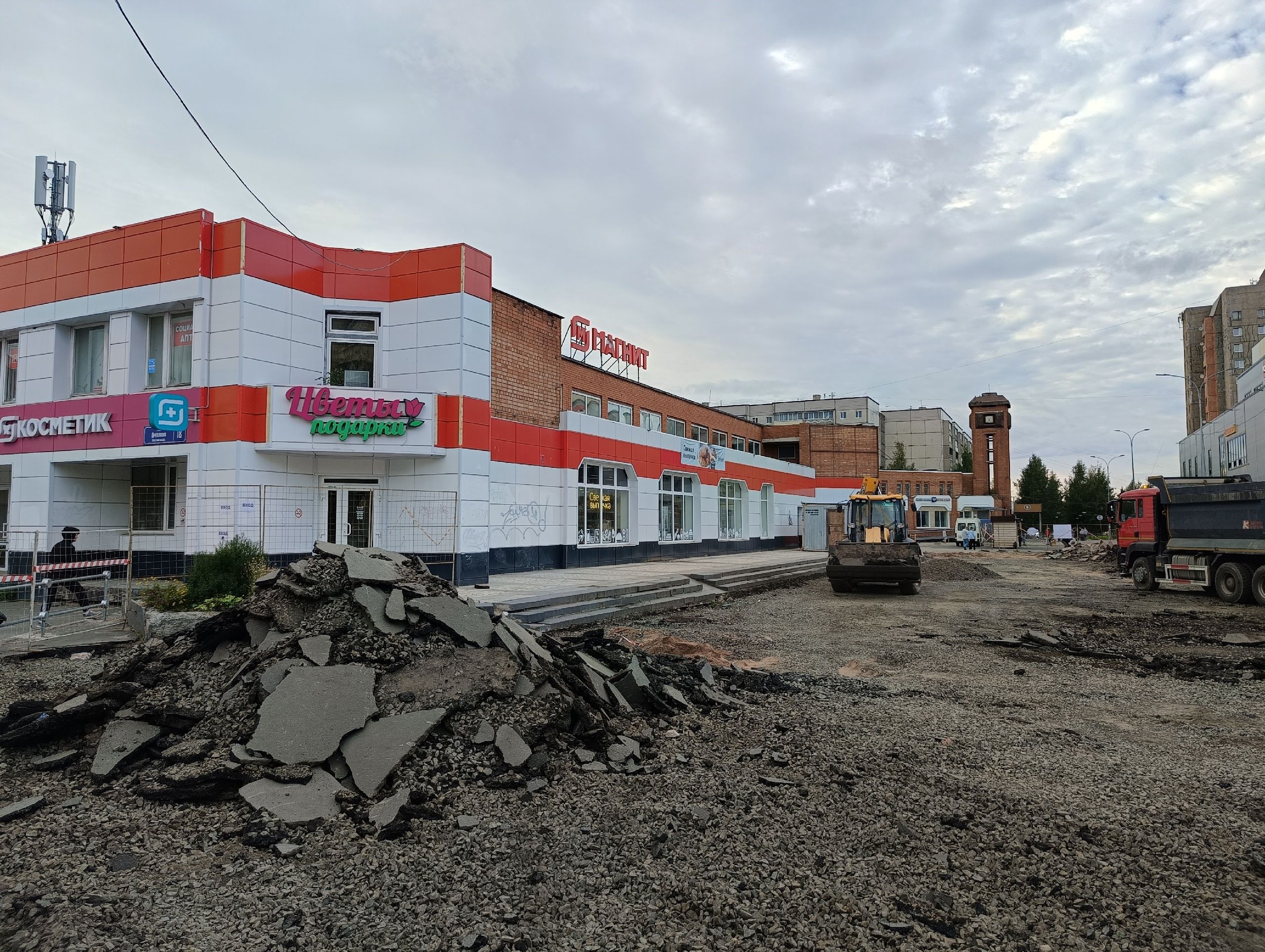 В Петрозаводске начался масштабный ремонт Почтовой площади на Древлянке