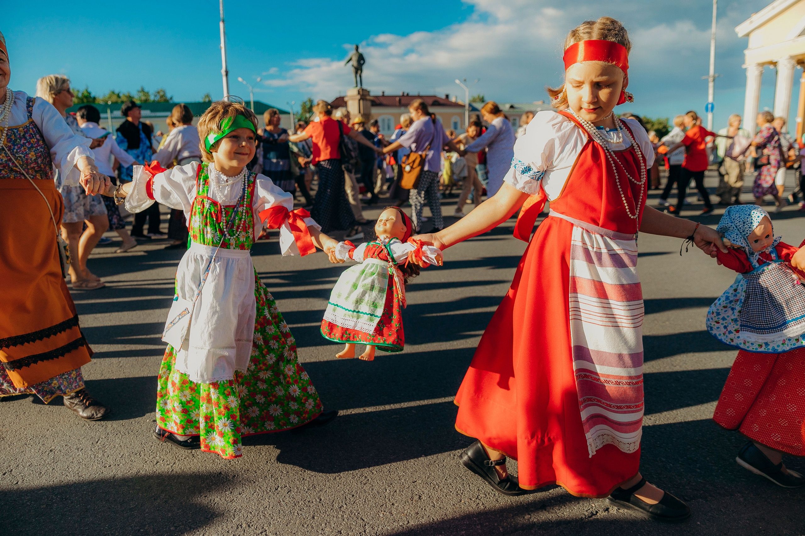 Закружиться в карельской «Крууге» приглашают в День коренных народов в Петрозаводске