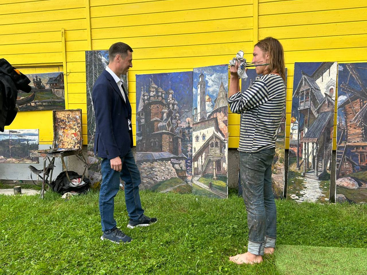 Российский художник посвятил острову Кижи пять работ