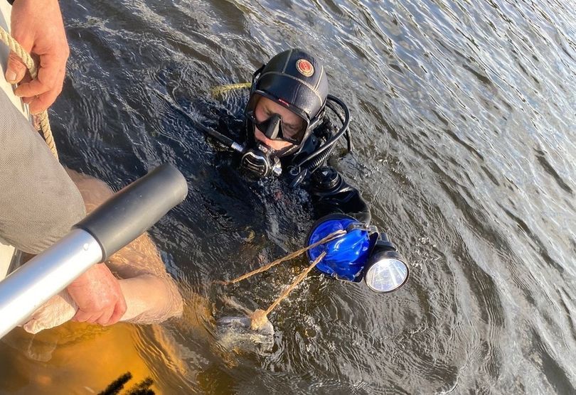 Мужчина утонул, купаясь в заливе Ладожского озера в Карелии