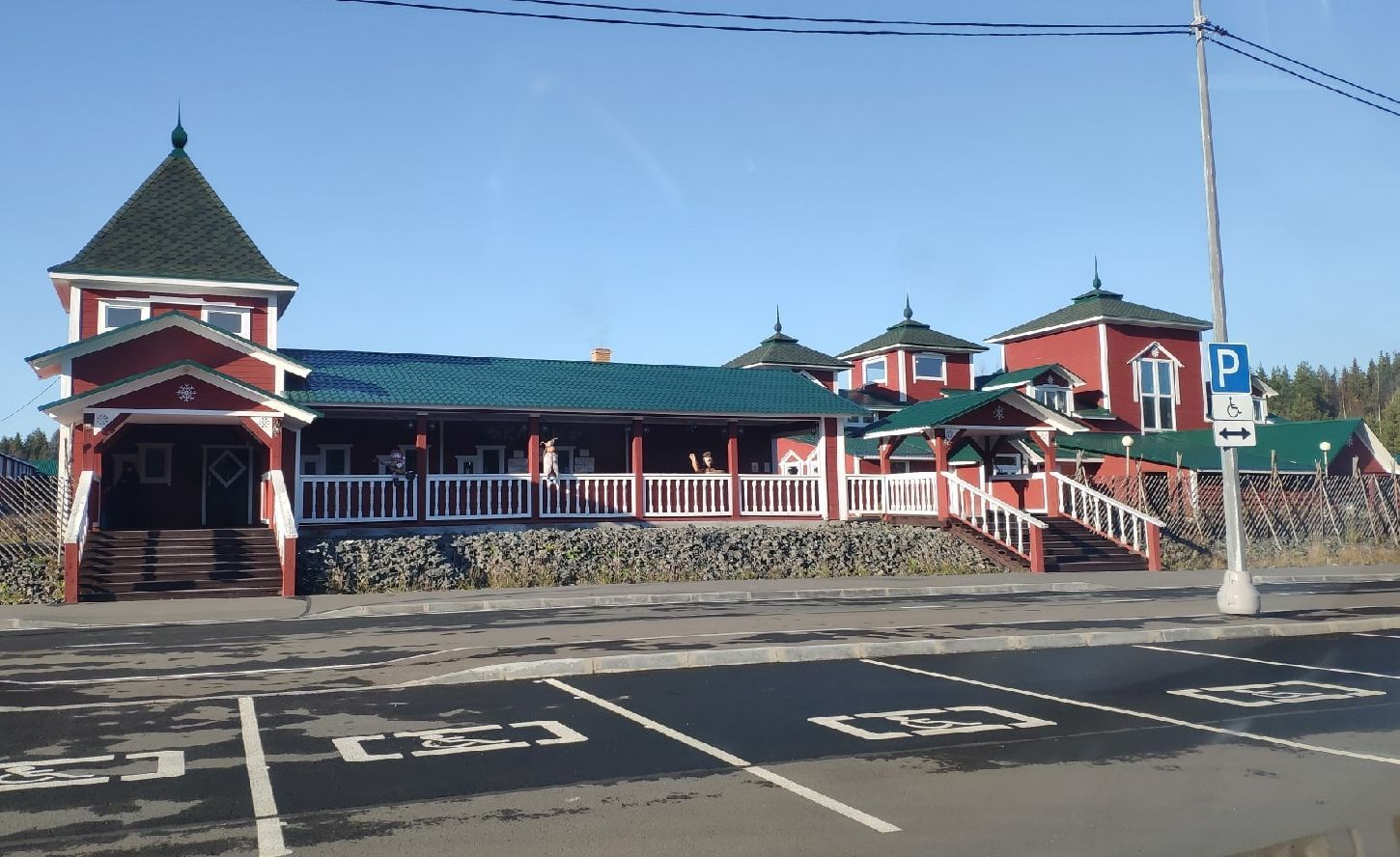 В Вотчине Талвиукко завершается строительство современной концертной площадки