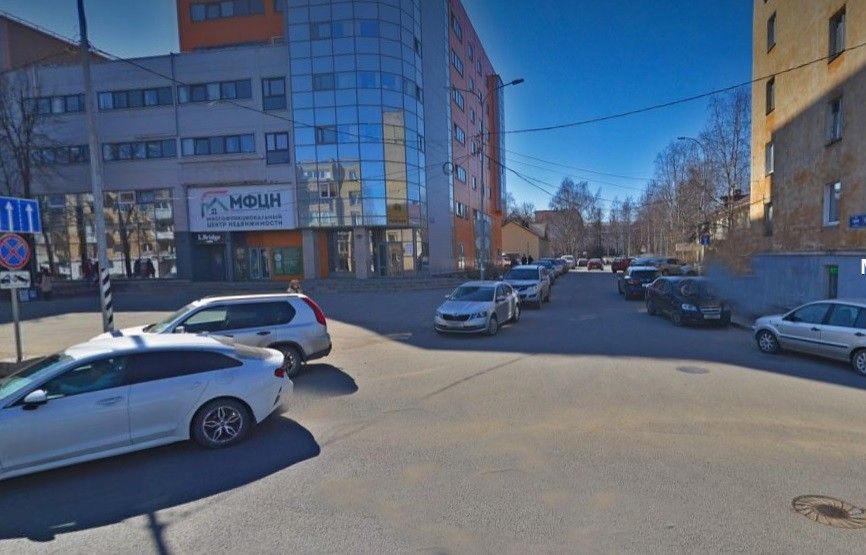 В Петрозаводске запретят остановку и стоянку в верхней части улицы Красной