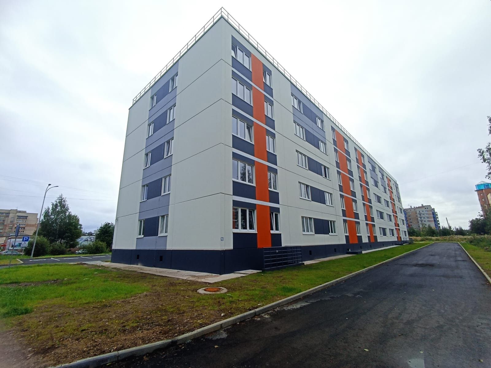 В Кондопоге ввели в эксплуатацию дом для расселения жильцов аварийных домов