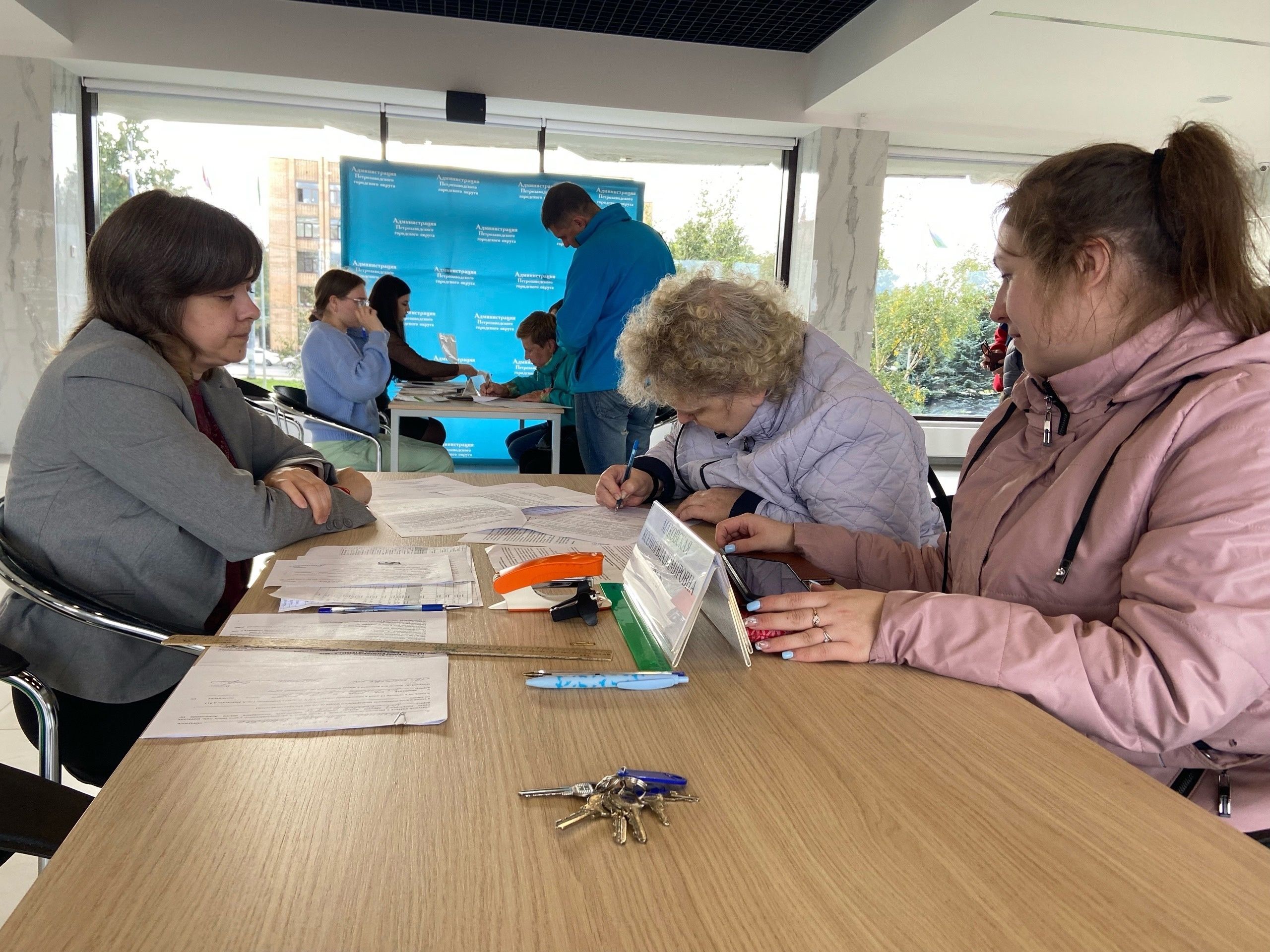 В Петрозаводске начали вручать ключи жильцам второго дома на Боровой