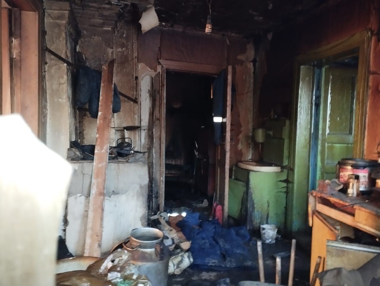 На пожаре в поселке Ладва погиб мужчина