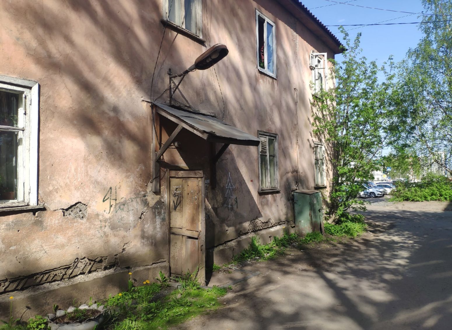 Карелия попала в число пяти регионов, где проблема аварийного жилья стоит наиболее остро