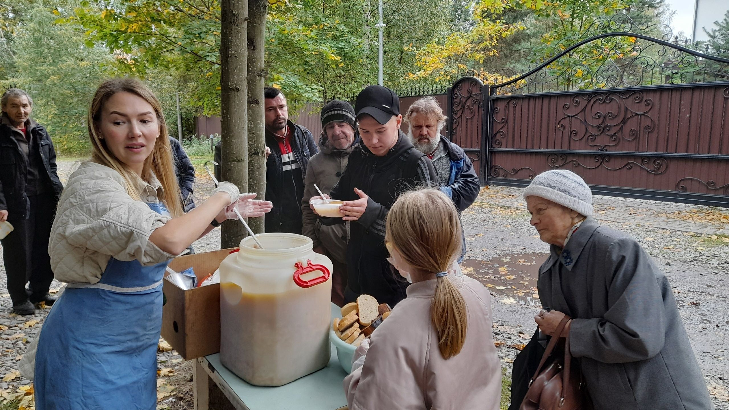 В Петрозаводске начались воскресные кормления бездомных В Петрозаводске начались воскресные кормления бездомных