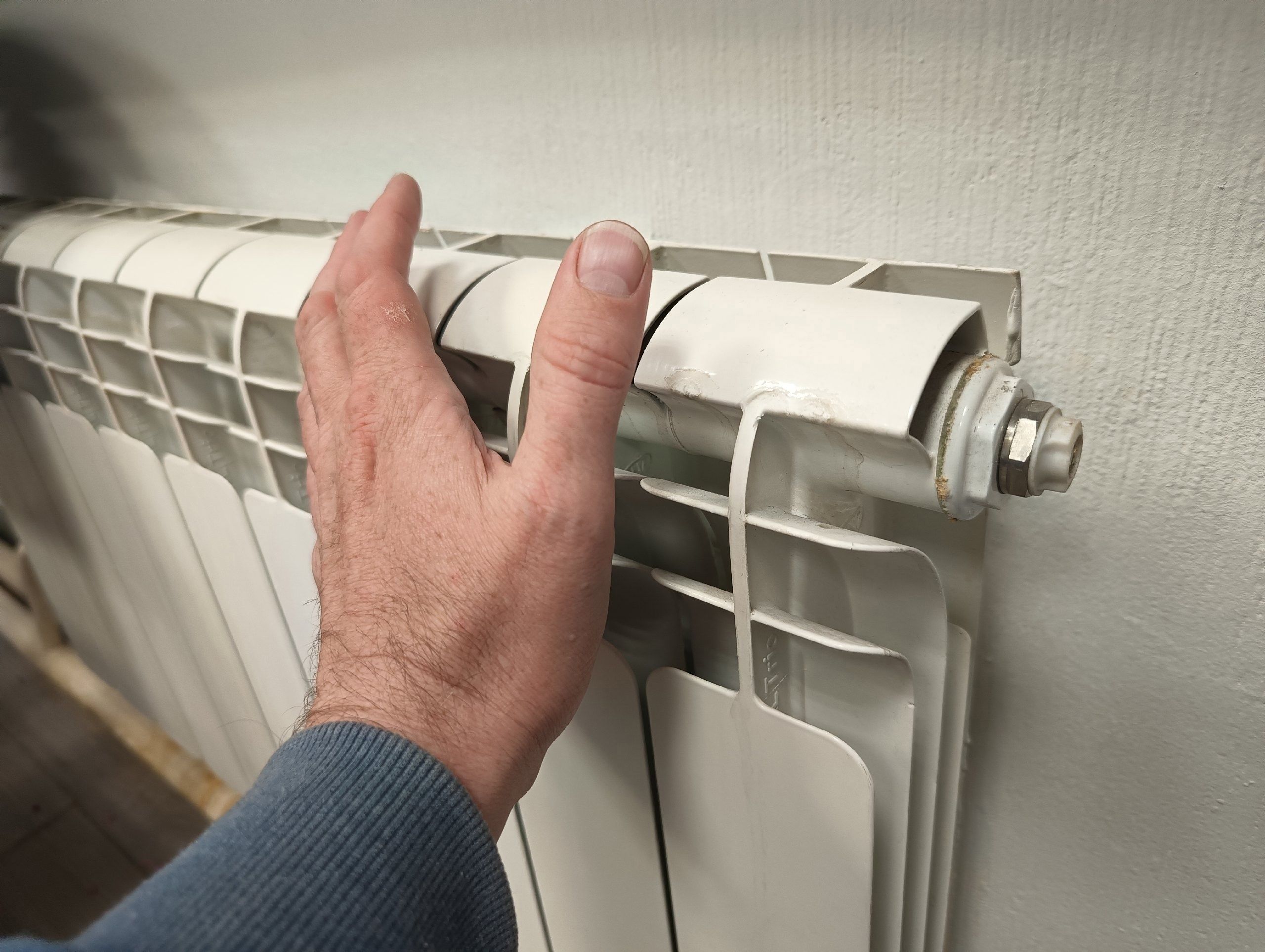 Руководитель Следкома РФ Бастрыкин поручил разобраться с отсутствием отопления в петрозаводском доме