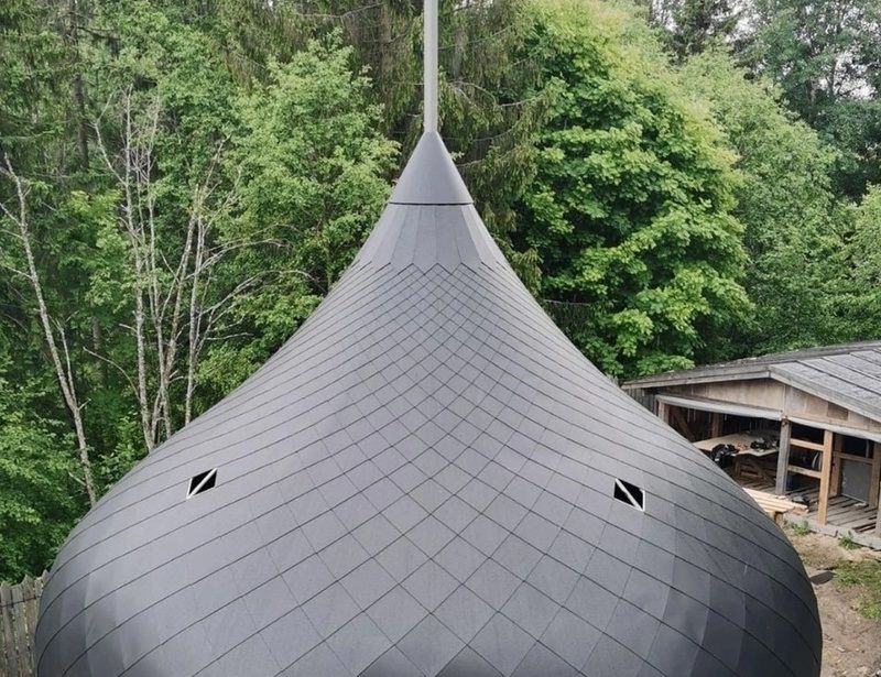 В Петрозаводске освятят и установят главный купол строящегося храма