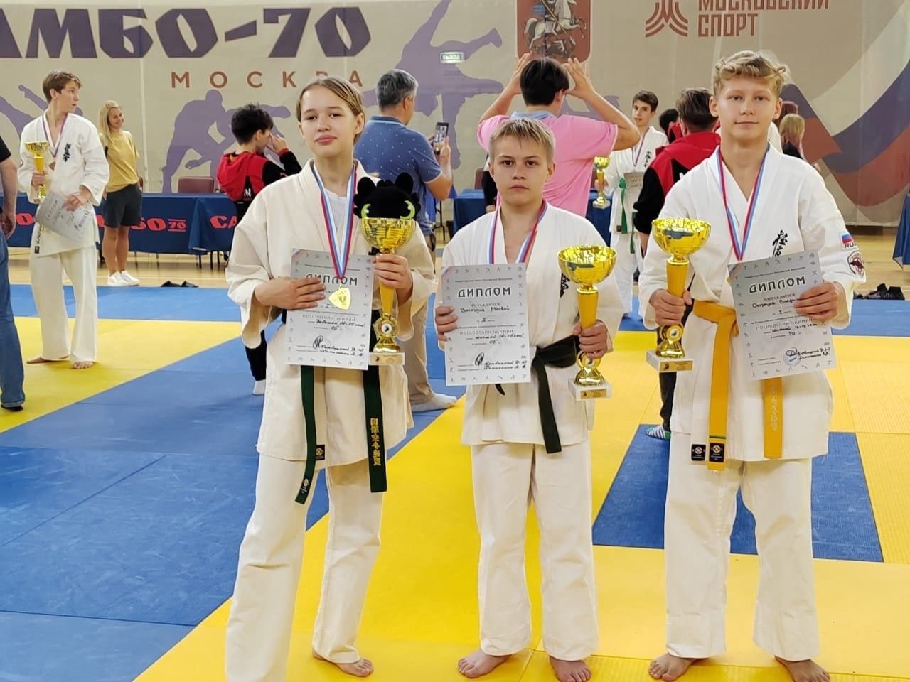 Карельские каратисты заняли призовые места на всероссийских соревнованиях