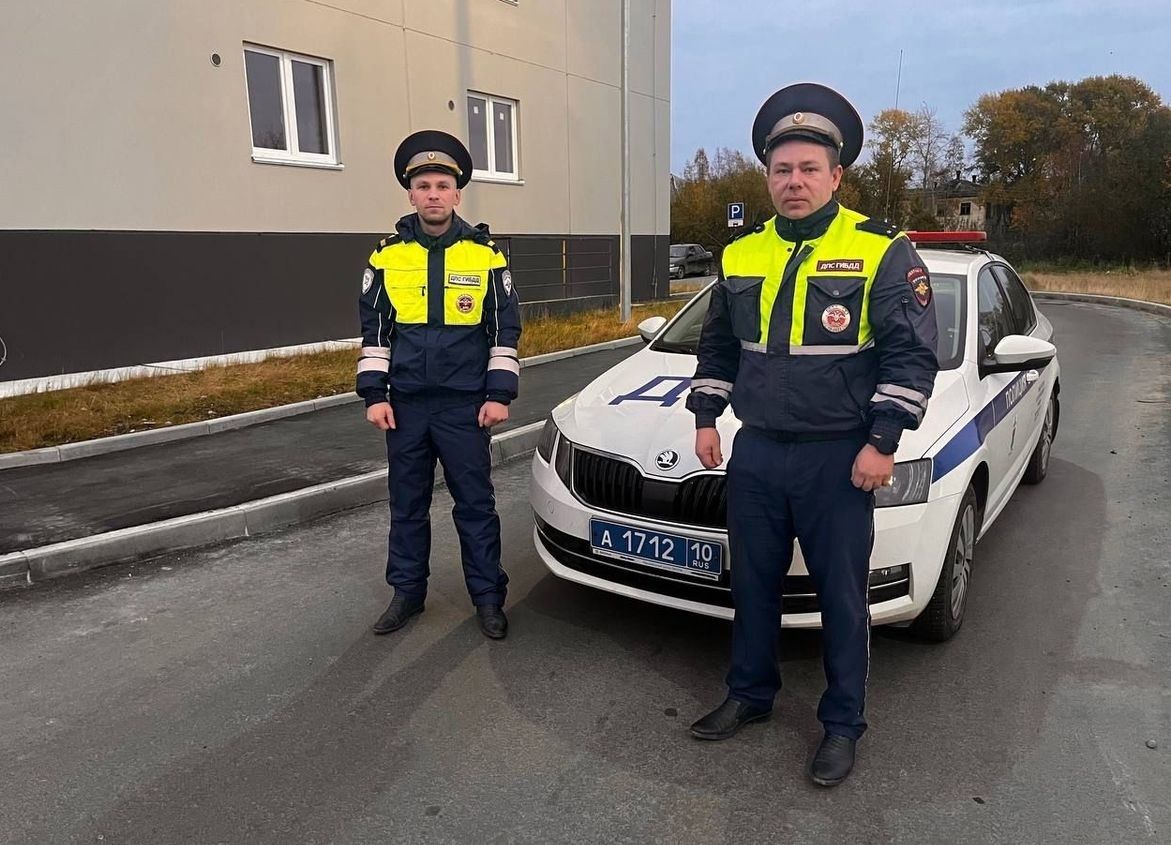 Карельские автоинспекторы помогли попавшим в беду гостям республики