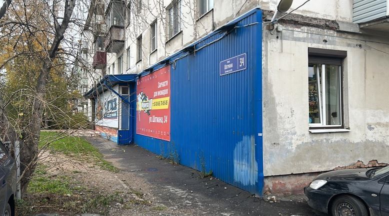 Петрозаводчанка ударила знакомого ножом и вывела его в подъезд умирать